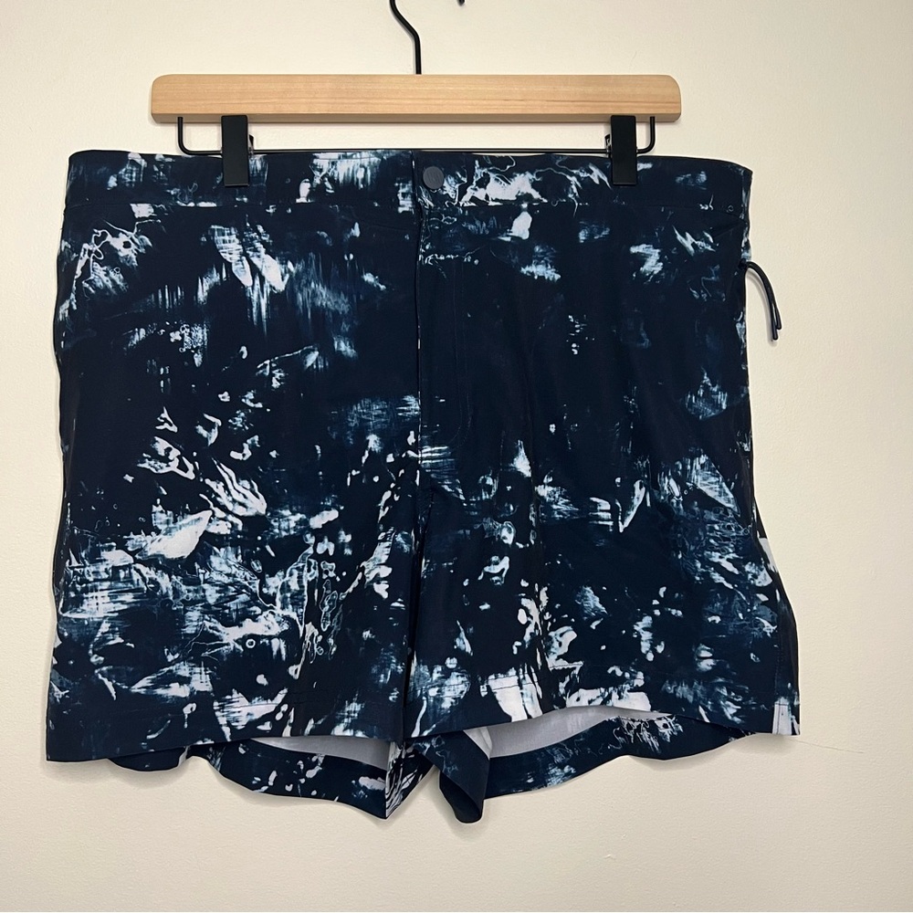 VSTR Men’s Large Slim Fit Swim Trunks Hybrid Shorts Blue Tie Dye Athletic‎